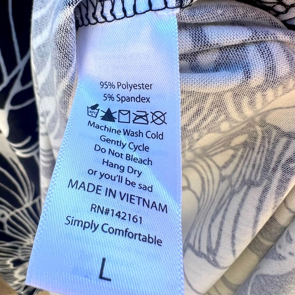 LuLaRoe NWT Perfect T - Picture 4 of 5